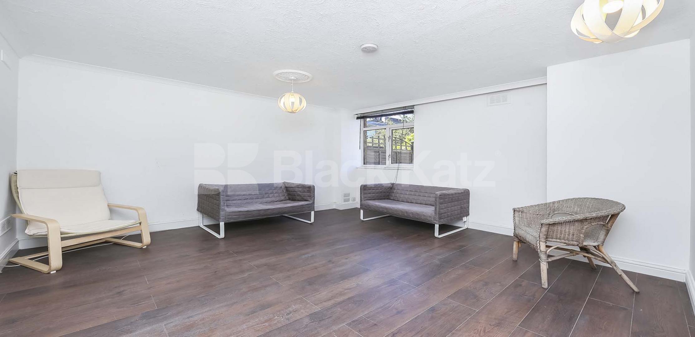 			NEW INSTRUCTION , 4 Bedroom, 1 bath, 1 reception House			 Dunston Road, Clapham Junction